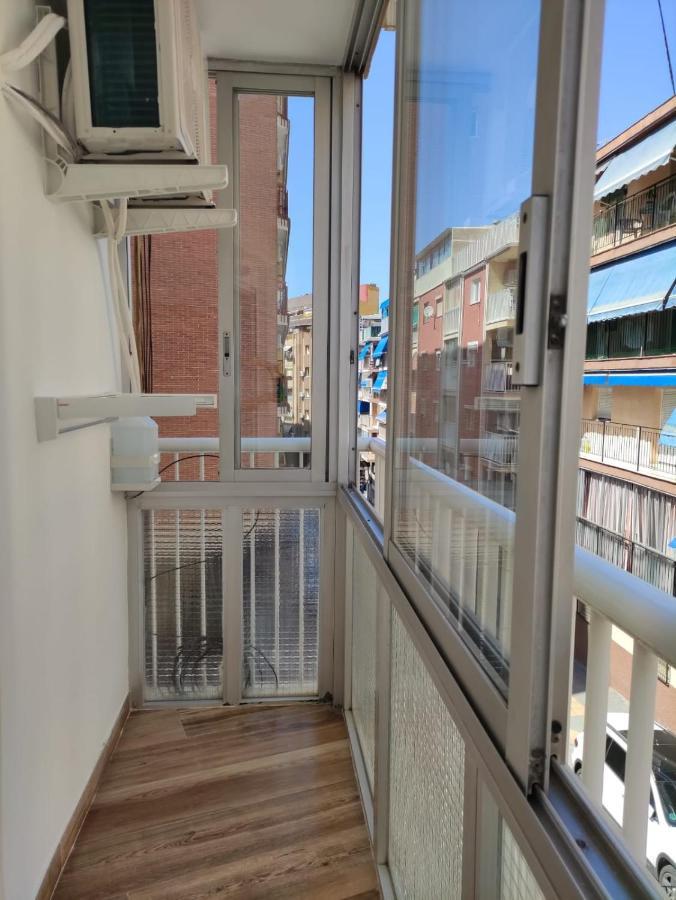 Solymar Poniente Apartamento Recien Reformado A 3 Min De Playa Poniente Y Del Centro Parking Opcional Бенідорм Екстер'єр фото