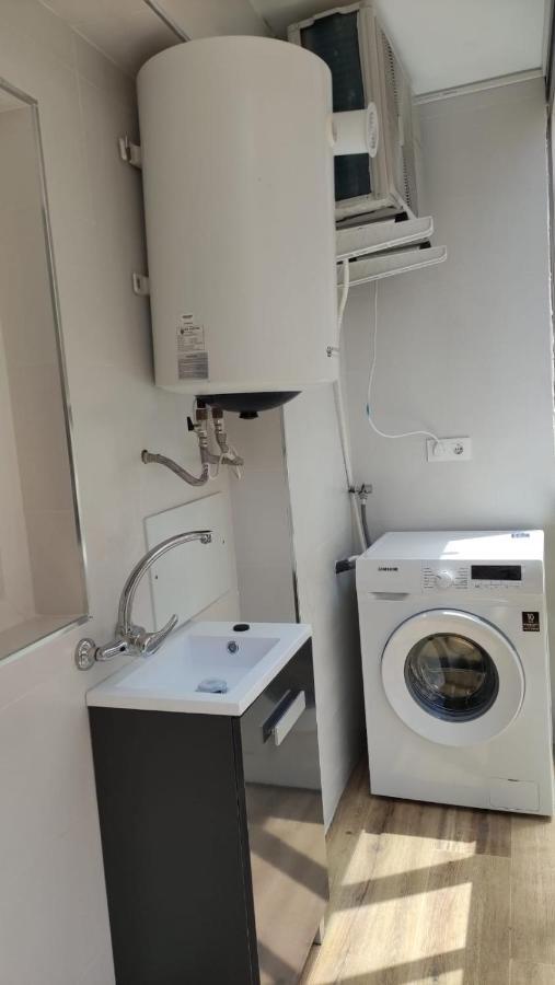 Solymar Poniente Apartamento Recien Reformado A 3 Min De Playa Poniente Y Del Centro Parking Opcional Бенідорм Екстер'єр фото