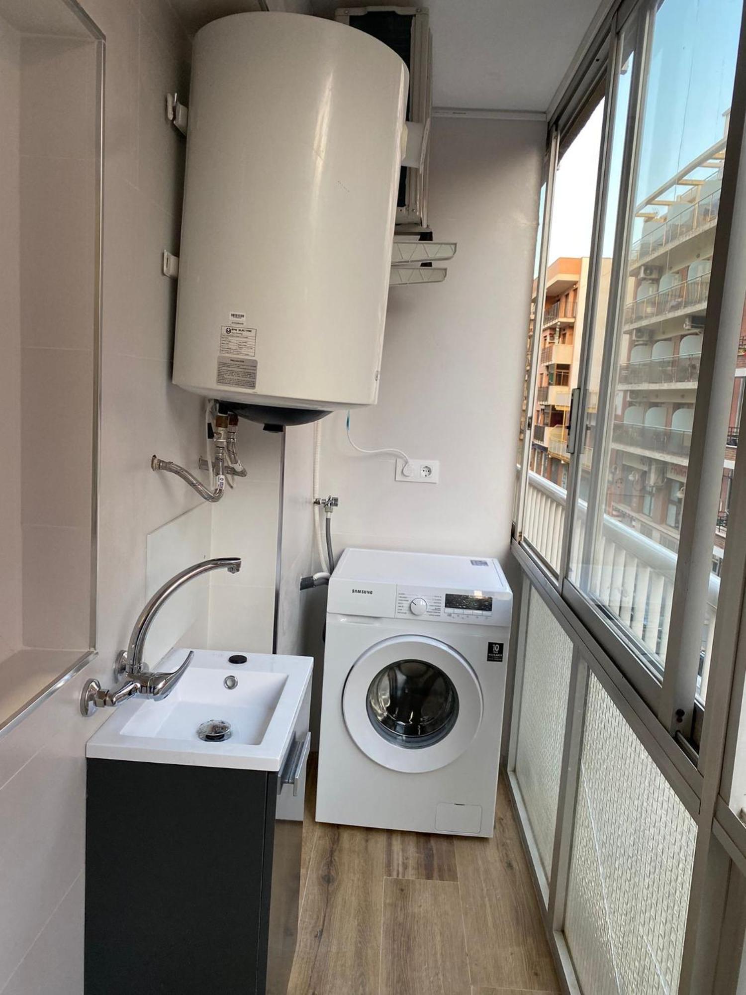 Solymar Poniente Apartamento Recien Reformado A 3 Min De Playa Poniente Y Del Centro Parking Opcional Бенідорм Екстер'єр фото
